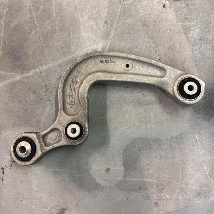 Draagarm Rechts Achter Audi A4/A5 B9 8W0505324F, Auto-onderdelen, Ophanging en Onderstel, Audi, Gebruikt, Ophalen of Verzenden