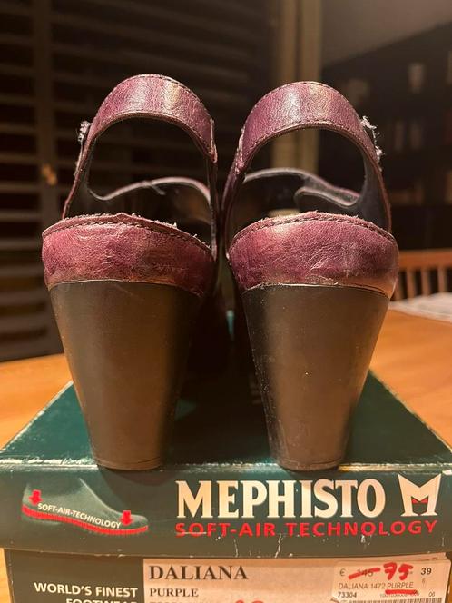Comfortabel en origineel: paarse Mephisto pumps maat 40, Kleding | Dames, Schoenen, Gedragen, Ophalen of Verzenden