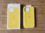 Originele Apple hoes yellow Iphone 13 mini, IPhone 13 mini, Hoesje of Tasje, Zo goed als nieuw, Ophalen