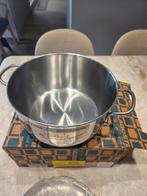Nagel nieuwe kookpot lagostina  diameter 22, Huis en Inrichting, Keuken | Potten en Pannen, Ophalen of Verzenden, Nieuw