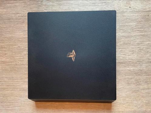 PS4 Pro, Games en Spelcomputers, Spelcomputers | Sony PlayStation 4, Zo goed als nieuw, Pro, 500 GB, Met 3 controllers of meer