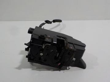 PORTIERVANGER CV ELEKTR. RECHTS VOOR Peugeot (9810309380) beschikbaar voor biedingen