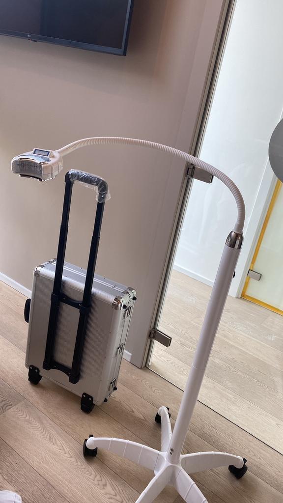 Tandenbleek lamp | bleeklamp, Elektronische apparatuur, Persoonlijke Verzorgingsapparatuur, Zo goed als nieuw, Ophalen