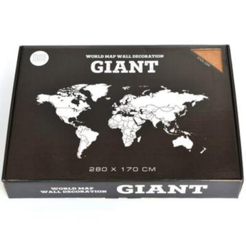 supergroot Wereldkaart muurdecoratie Giant 280x170cm in doos beschikbaar voor biedingen