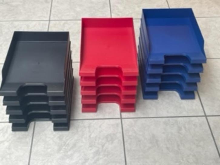 Verschillende brievenbakjes bl/zw/ro/gr NIEUW, Diversen, Bureau-accessoires, Nieuw, Ophalen