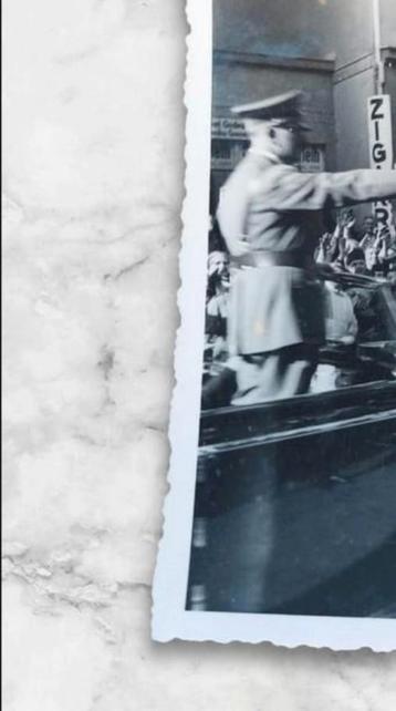 Duitse WO2 parade A.H kleine Foto  beschikbaar voor biedingen