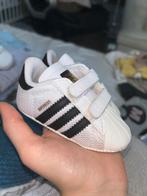 Adidas baby schoentjes, Kinderen en Baby's, Babykleding | Schoentjes en Sokjes, Ophalen, Zo goed als nieuw, Schoentjes