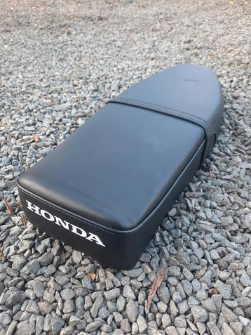 Zadel Honda C50 C70, Enlèvement ou Envoi, Comme neuf, Selle
