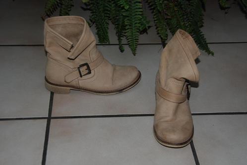 Jolies bottines en cuir beige naturel 36 Très bon état!, Vêtements | Femmes, Chaussures, Porté, Boots et Botinnes, Beige, Enlèvement ou Envoi