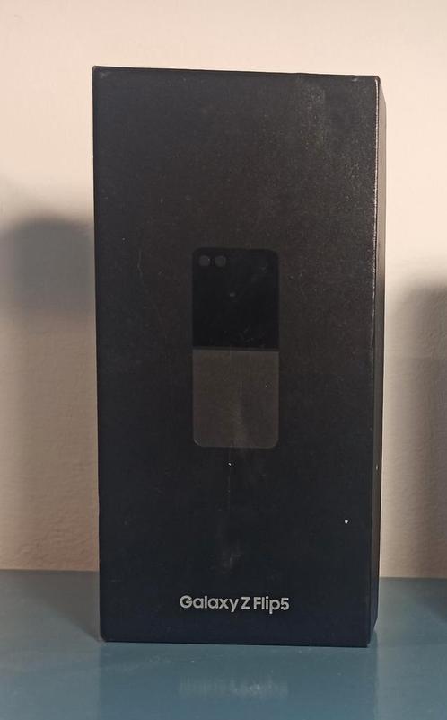 Samsung Galaxy ZFlip 5 5g 256 GB, Telecommunicatie, Mobiele telefoons | Samsung, Nieuw, Ophalen of Verzenden