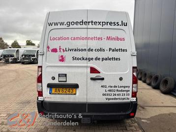 Achterdeur Bus-Bestelauto van een Renault Master (OQNC) beschikbaar voor biedingen