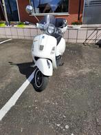 Vespa GTS 300 zo goed als nieuw 4000 euro., Vélos & Vélomoteurs, Scooters | Vespa, Comme neuf, Enlèvement, 300 cm³, Autres modèles