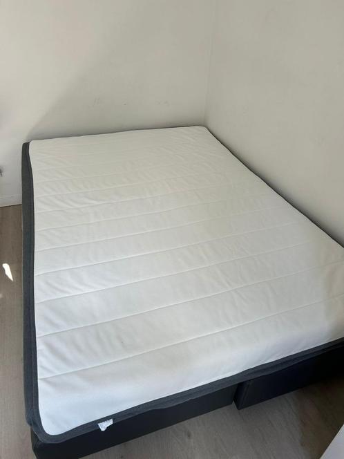 Matras SÄBÖVIK (IKEA) - 140x200 cm, Huis en Inrichting, Slaapkamer | Matrassen en Bedbodems, Zo goed als nieuw, Matras, 140 cm