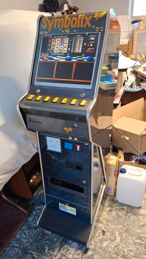 Sympolix gokkast (type belfruit), Verzamelen, Automaten | Gokkasten en Fruitautomaten, Gebruikt, Euro, Met sleutels, Ophalen