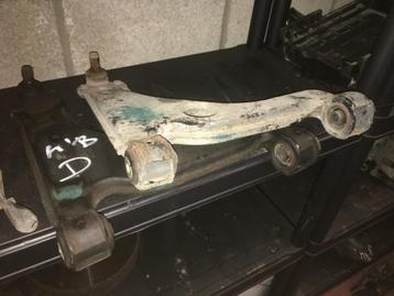 TRIANGLE DE SUSPENSION OPEL MERIVA B beschikbaar voor biedingen