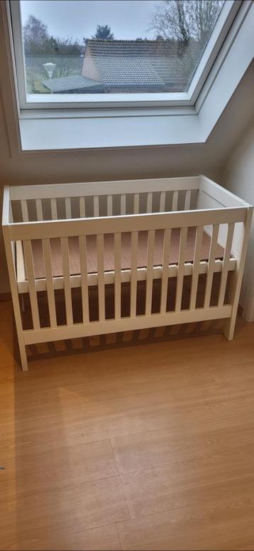 Babybedje  beschikbaar voor biedingen