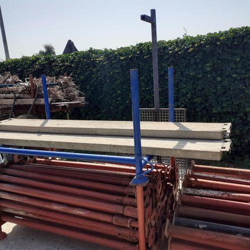 3 gegalvaniseerde loopvloeren voor metserschragen, enz., Doe-het-zelf en Bouw, Ladders en Trappen, Gebruikt, Ophalen of Verzenden