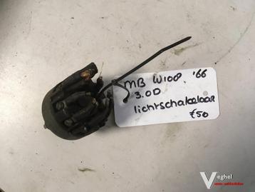Mercedes W108        1966 verlichtingsschakelaar beschikbaar voor biedingen