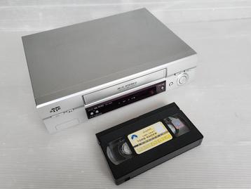 Hi-Fi videorecorder werkt perfect. beschikbaar voor biedingen