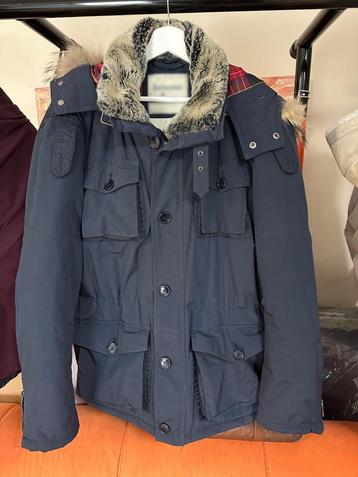 Veste d'hiver pour homme en fourrure véritable disponible aux enchères