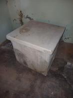 Oude Pekelbak met deksel, Enlèvement