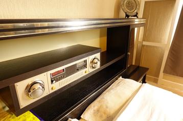 Vintage slaapkamer, zeer goede staat, verlaagde prijs! beschikbaar voor biedingen