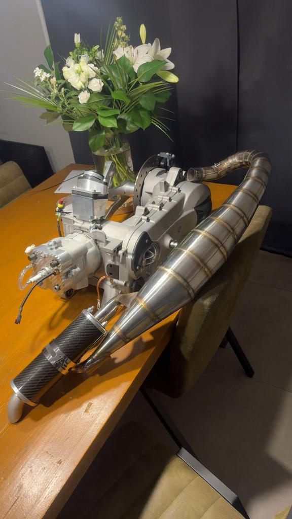 HT 210cc m07 dd dg monsterblok, Fietsen en Brommers, Brommeronderdelen | Algemeen, Zo goed als nieuw, Blok, Ophalen