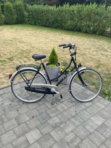 Damesfiets met versnellingen – comfortabel & stevig beschikbaar voor biedingen