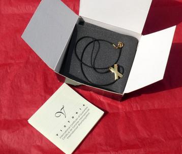 Nieuwe ketting met hanger - Victoria beschikbaar voor biedingen