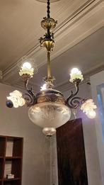 Antieke luster in brons en gegraveerde glas, Ophalen