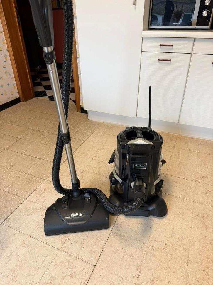 Ritello 2e génération + Aquajet + Motor Brush + Purello, Electroménager, Aspirateurs, Utilisé, Aspirateur, Réservoir, Enlèvement ou Envoi