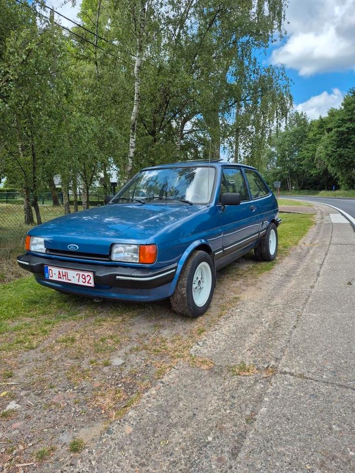 Ford fiesta mk2 ghia 1987, Auto's, Oldtimers, Particulier, Ford, Benzine, Ophalen