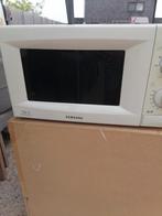 Microgolfoven met grill, Elektronische apparatuur, Ophalen, Gebruikt, Microgolfoven, Grill