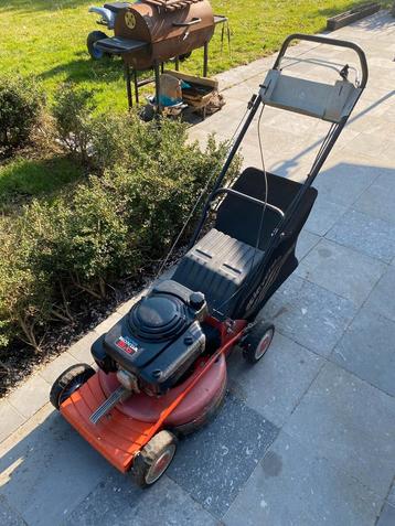 Grasmaaier honda Benzine Zelftrekker proffecioneel, Tuin en Terras, Ophalen, Zo goed als nieuw