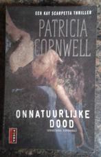 Boek - Patricia Cornwell - Onnatuurlijke Dood - Thriller, Livres, Thrillers, Comme neuf, Patricia Cornwell, Enlèvement ou Envoi
