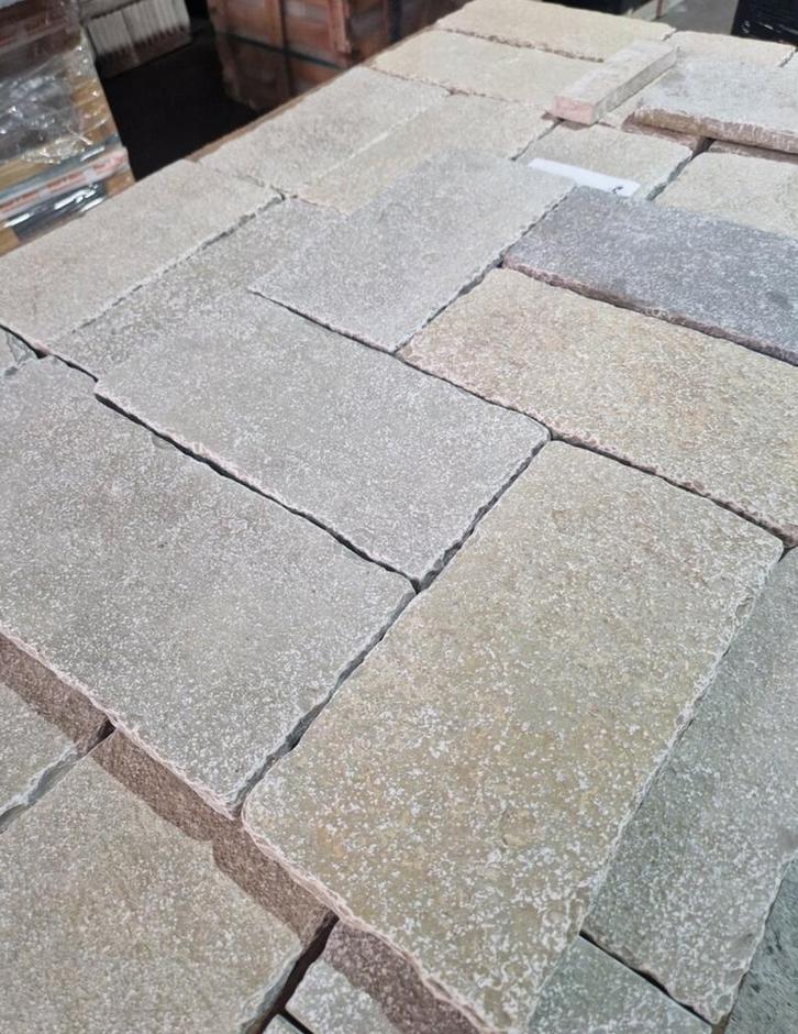 DALLES PAVES RAW CHATEAU!, Tuin en Terras, Tegels en Klinkers, Zo goed als nieuw, Hout, Ophalen of Verzenden