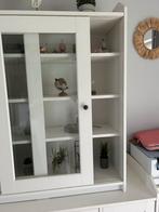 Meuble IKEA vitrine et commode, Huis en Inrichting, Kasten | Vitrinekasten, Zo goed als nieuw