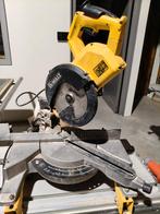 La scie à tronçonner Walt DW 770, Enlèvement, Scie à onglet