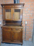 Vitrine kast, Ophalen