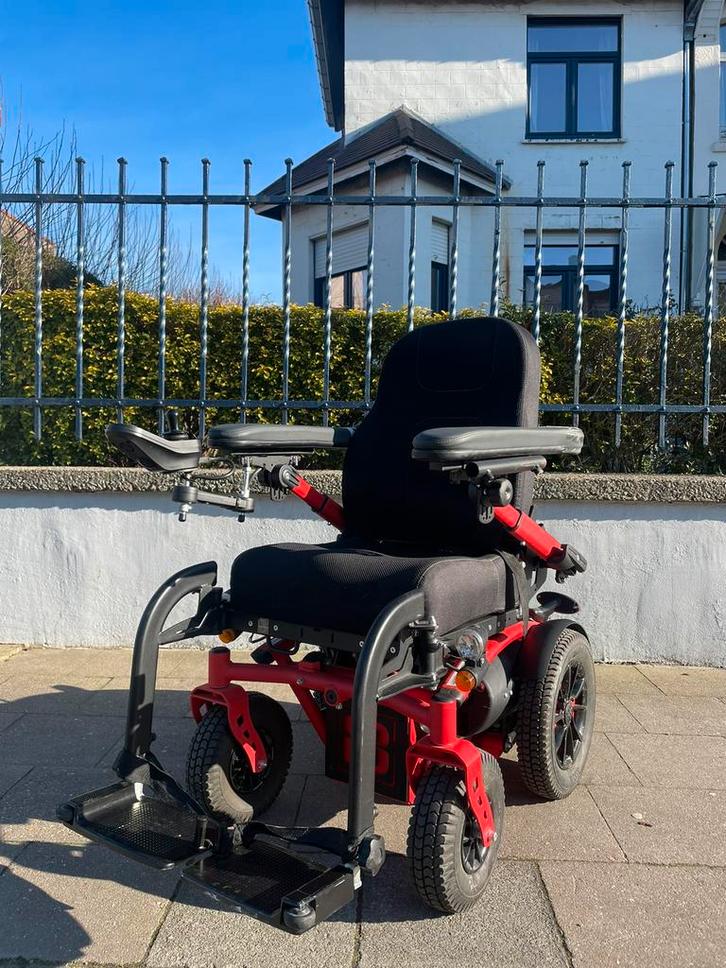 Vermeiren Forest F3 elektrische rolstoel in goede staat, Diversen, Rolstoelen, Zo goed als nieuw, Elektrische rolstoel, Inklapbaar