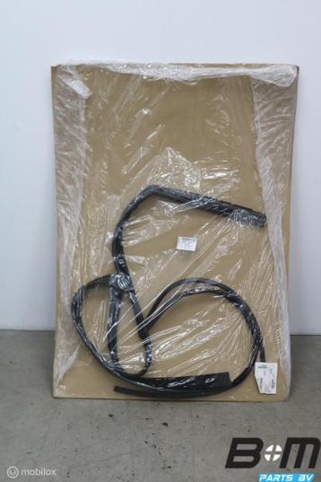 Ruitgeleiding links VW Crafter 7C0837431A beschikbaar voor biedingen