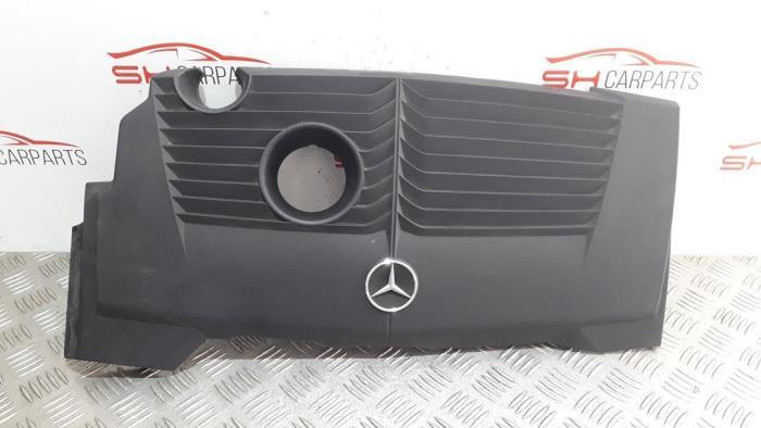Plaque de protection moteur d'un Mercedes B-Klasse, Autos : Pièces & Accessoires, Carrosserie & Tôlerie, Mercedes-Benz, Utilisé