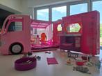 Barbie camper + barbies en accesoires, Kinderen en Baby's, Speelgoed | Poppen, Ophalen of Verzenden, Gebruikt, Barbie