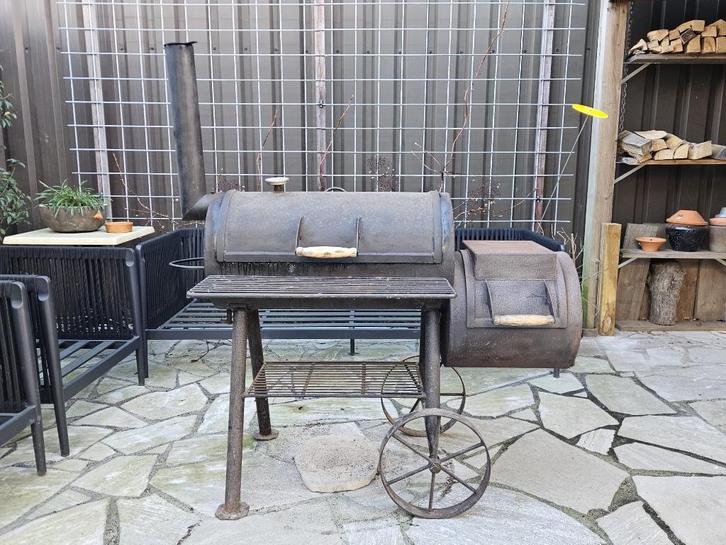 Oerdegelijke Oklahoma Joe - smoker/bbq, Tuin en Terras, Barbecue-accessoires, Gebruikt, Ophalen