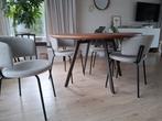 Eettafel te koop met 4 comfortabele, design stoelen, Ophalen, Zo goed als nieuw