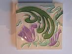 Céramique Tegel Hasselts : fleur bleue. Art nouveau., Ophalen of Verzenden
