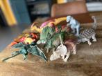 Lot de dinosaures 13-14 figurines, Enfants & Bébés, Utilisé