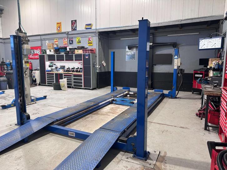 Peak 5500KG 4 kolommer / 4 koloms hefbrug met middenheffers, Auto diversen, Overige Auto diversen