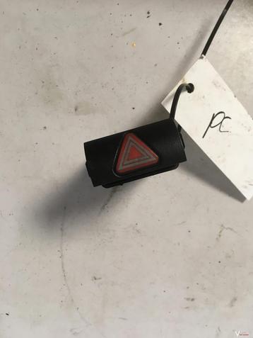 Seat Ibiza 2002 Alarmlichtschakelaar beschikbaar voor biedingen