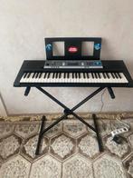 Piano Yamaha avec support, Musique & Instruments, Pianos, Enlèvement, Comme neuf, Noir, Piano